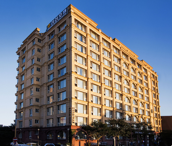 Exterior & Views 2, ShinShin Hotel Jeju Ocean, Seogwipo