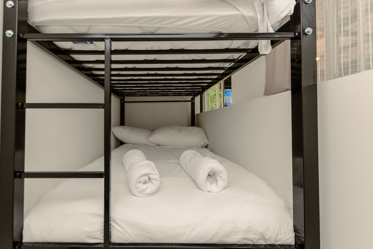 Bedroom 3, Mangoya Lounge, Barberena