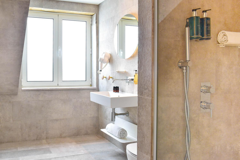 Bathroom 4, My Story Hotel Tejo, Lisbon