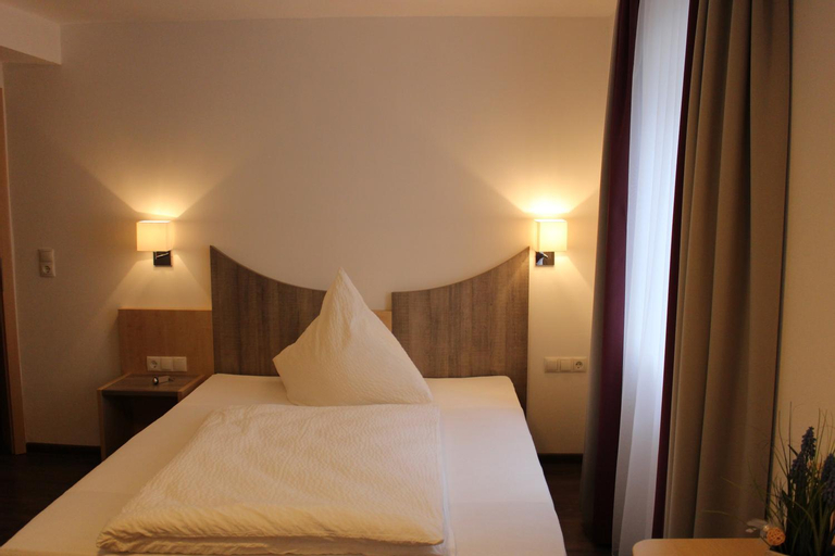 Bedroom 11
