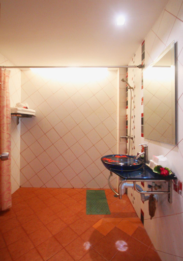 Bathroom 5