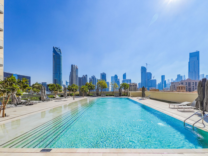 Sport & Beauty 5, Lavishly Elegant 2BR with Breathtaking Burj View, Dubai