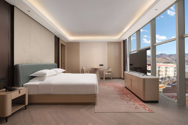 Bedroom 4, Ramada by Wyndham Honghe Kaiyuan, Honghe Hani and Yi