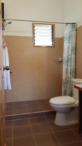 Bathroom 3, Eskapo Verde Lodge Moalboal, Badian