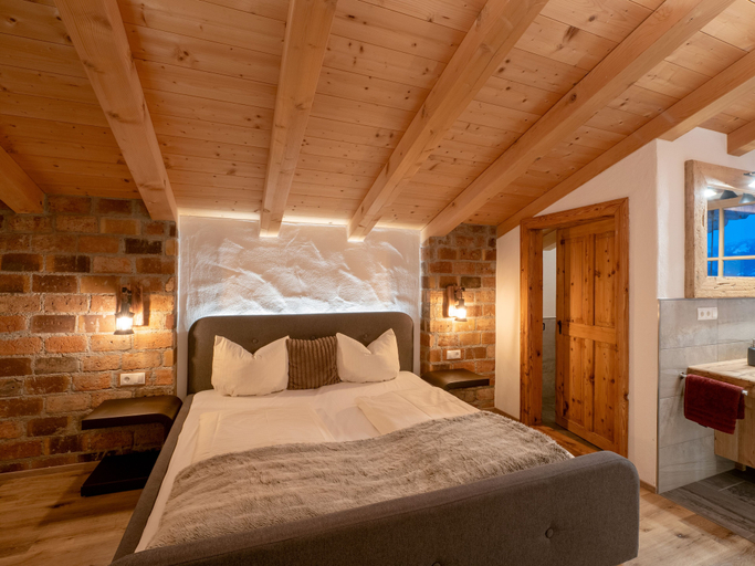 Bedroom 2, Chalet Apartment Obermanzl, Kitzbühel