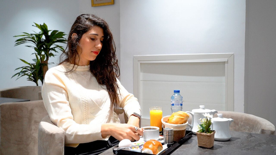 Food & Drinks 4, Hôtel Suisse, Sidi El Béchir