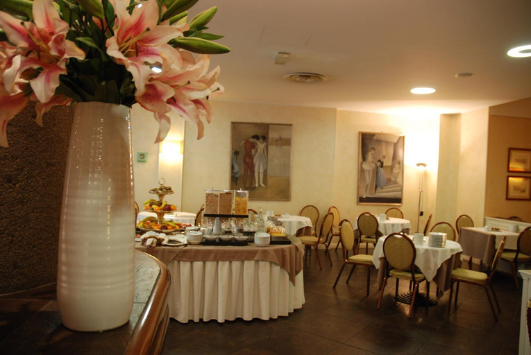 Food & Drinks 5, Hotel Continental Brescia, Brescia