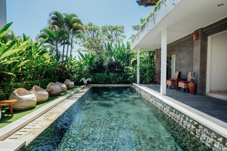 Swimming Pool 7
