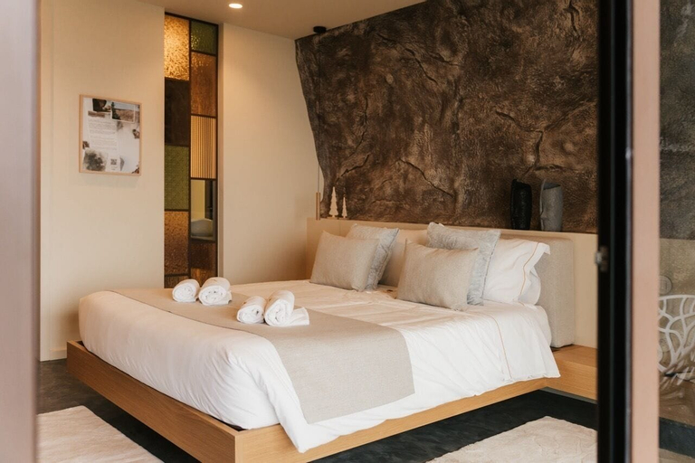 Bedroom 13