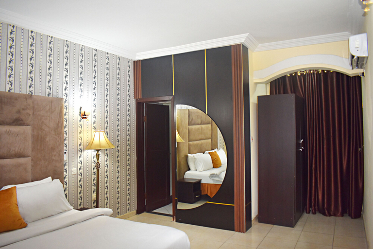 Bedroom 2, DAVIS HOTELS AND SUITES, Obio/Akp