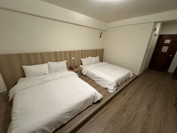 Bedroom 2, Yawan Spa Hotel, Taitung