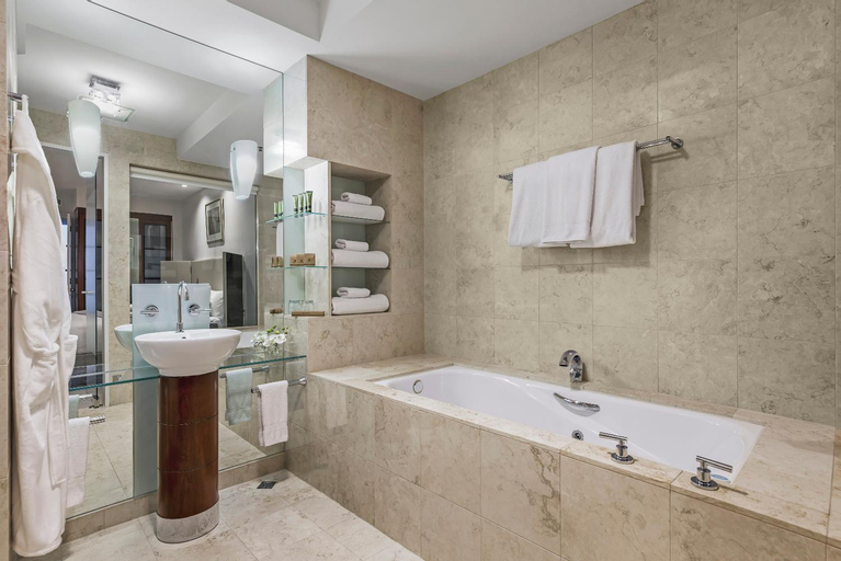 Bathroom 25