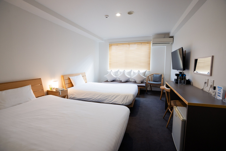 Bedroom 3, The Port MARINE Kagoshima Tenmonkan, Kagoshima