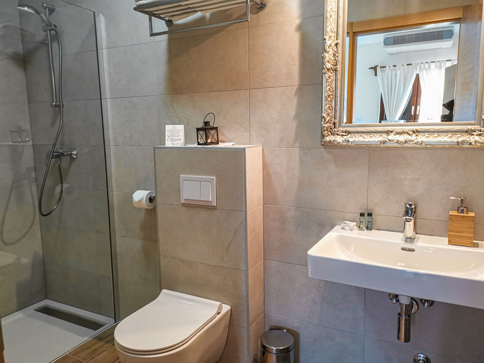 Bathroom 3, Etno Garden, Plitvička Jezera