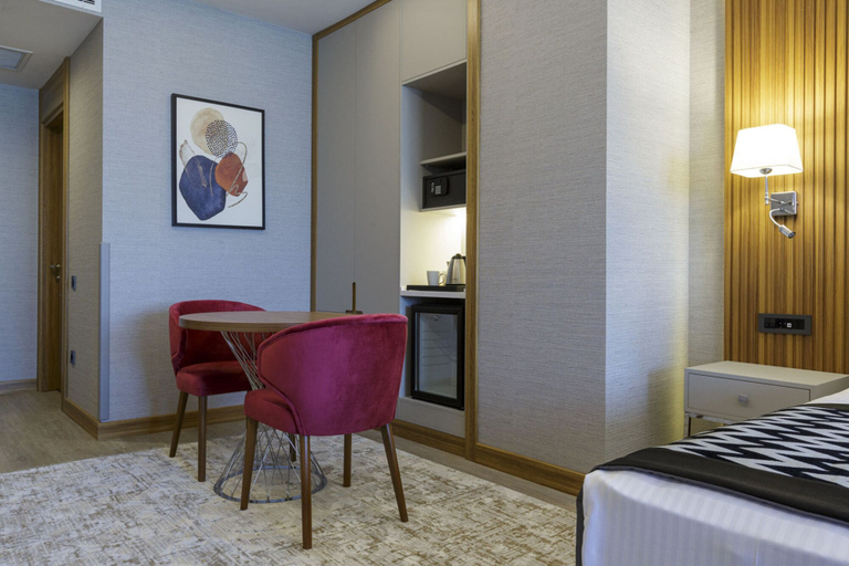 Bedroom 4, Ramada Encore By Wyndham Istanbul Sisli, Şişli