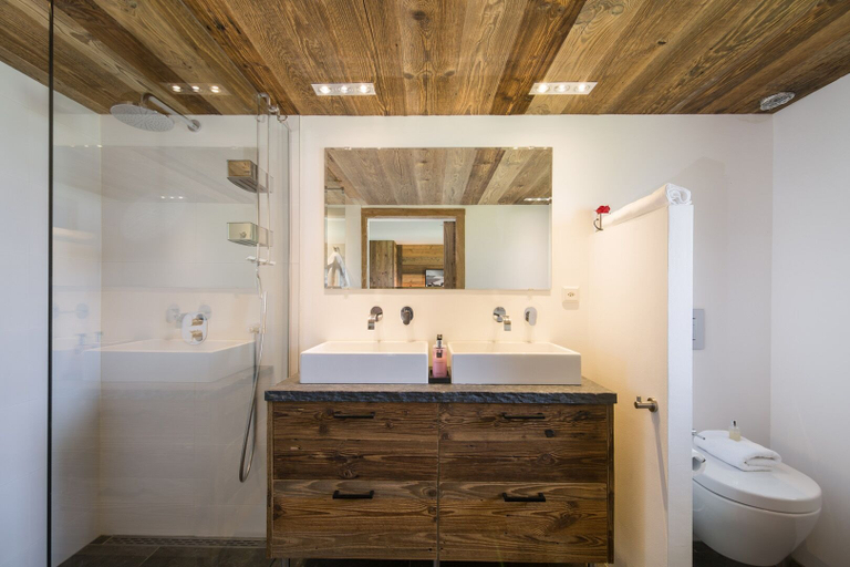 Bathroom 4, Chalet Capricorne Alpine Chique Sauna, Martigny