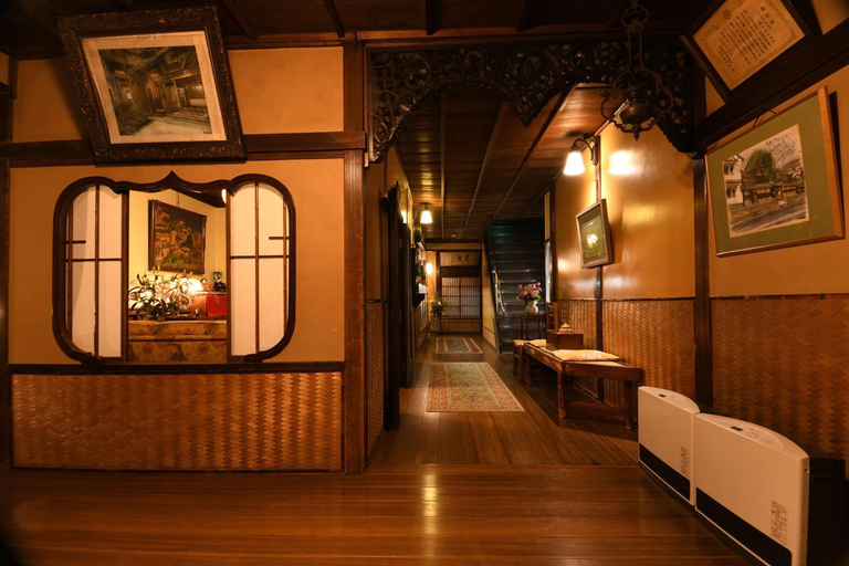 Public Area 2, Seikoro Ryokan, Kyoto