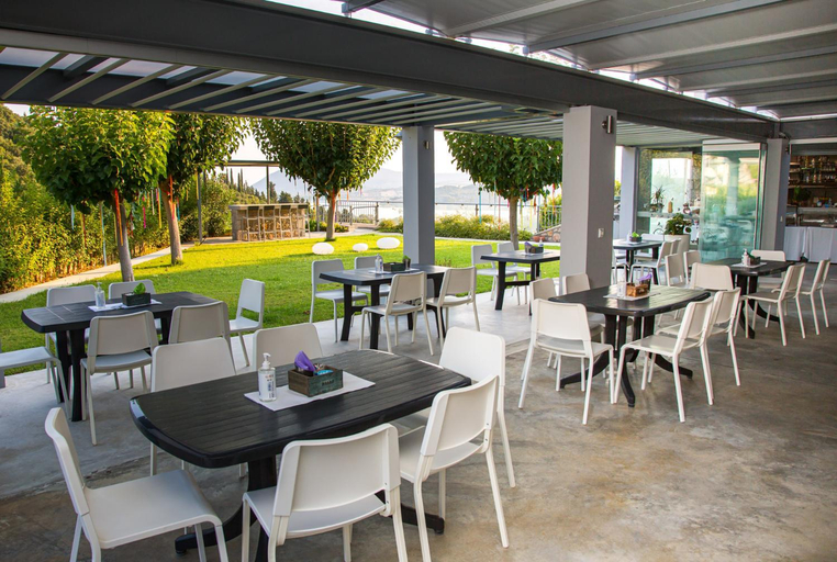 Food & Drinks 5, Thealos Village aparthotel Lefkada, Ionian Islands