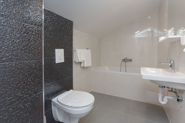 Bathroom 3, Apartments Villa Niko, Trogir