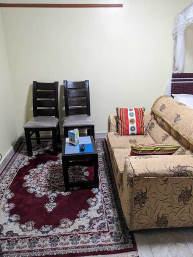 Others 4, Eilarose Suites, Roysambu