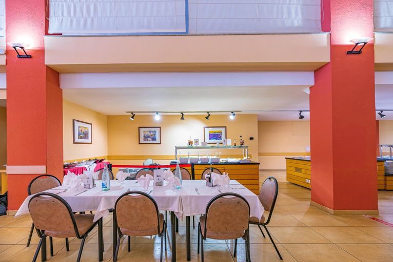 Food & Drinks 4, Xon's Platja HA, Girona