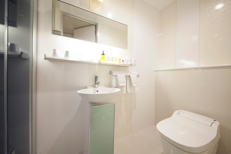 Bathroom 2