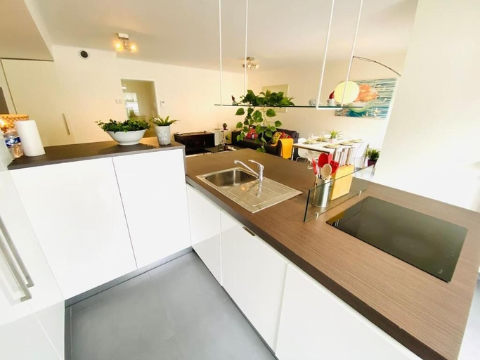 Others 4, Large 3bedrooms with Terrace and Parking, Luxembourg