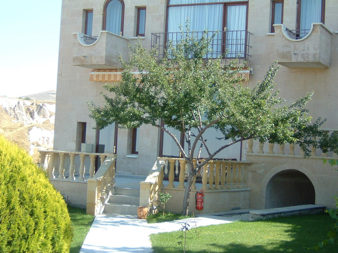 Exterior & Views 1, Uchisar Kaya Otel, Nevşehir