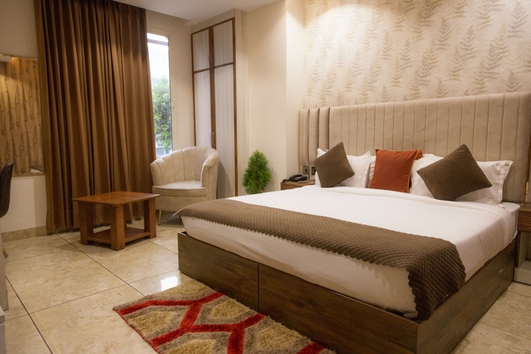 Bedroom 3, Hotel Eminence, Chandigarh