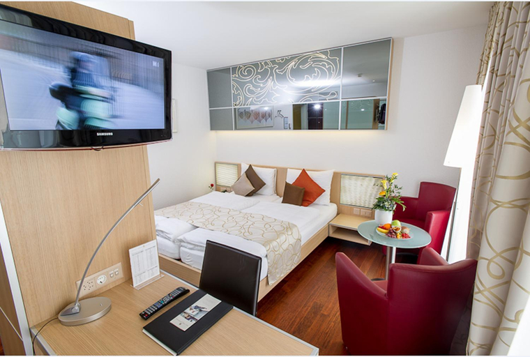 Bedroom 2, Krone Unterstrass, Zürich