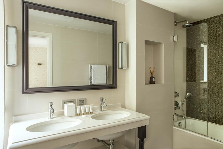 Bathroom 4, Hotel Des Saints Peres, Paris
