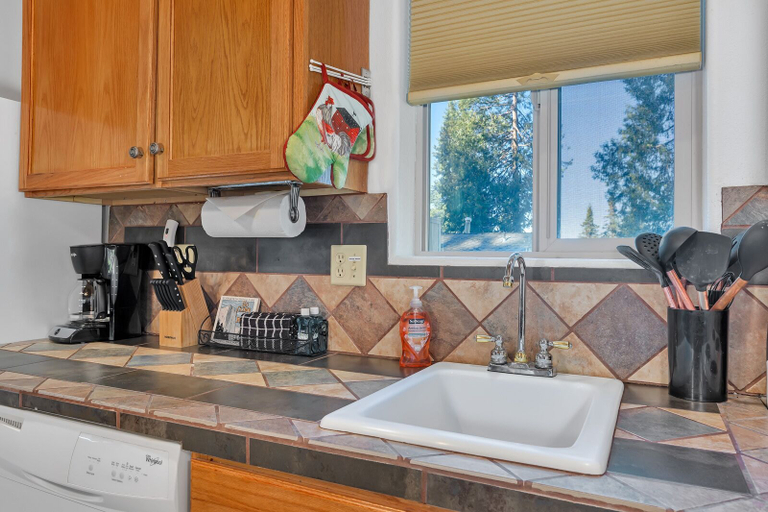 Others 4, Yosemite Woods - Charming Upper Unit in Ynp!, Mariposa