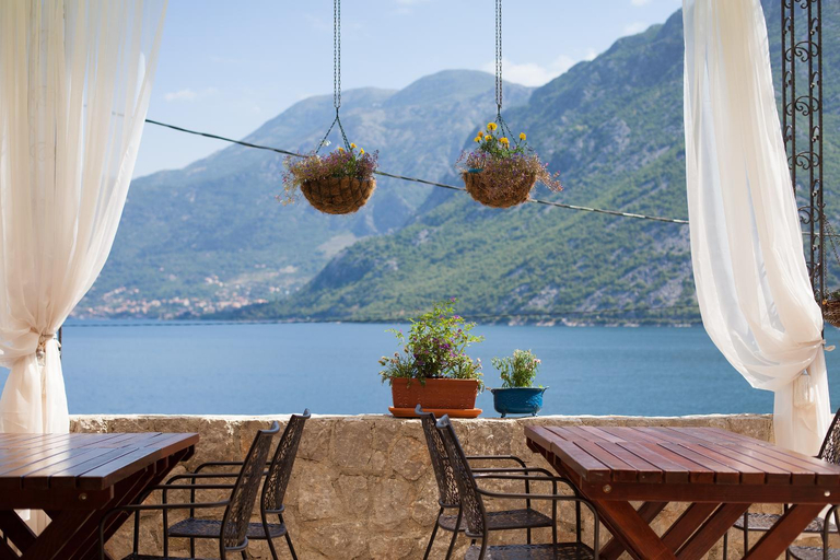 Food & Drinks 4, Boka Gardens Seaside Resort