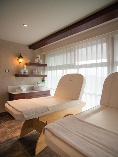 Bedroom 3, Cloud Hotel and Suites, Westlands