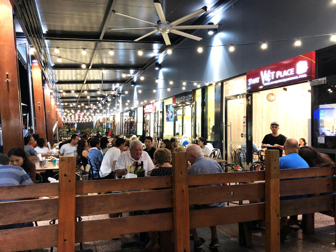 Food & Drinks 5, Sunnybank Star Hotel & Apartments, Eight Mile Plains