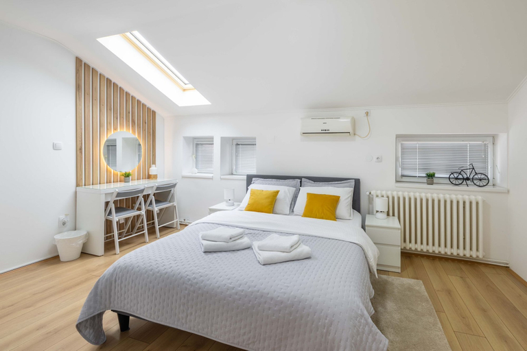 Bedroom 3, Old Town Rooms, Novi Sad