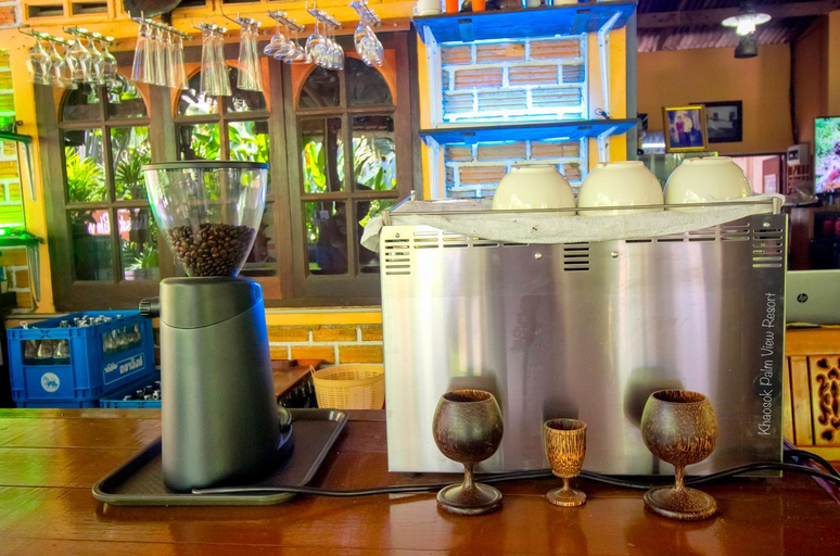 Food & Drinks 5, Khaosok Palmview Resort, Phanom