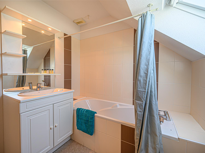 Bathroom 4, Vacanceole - Ker Goh Lenn - Vannes / Morbihan, Morbihan