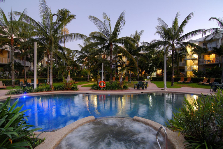Sport & Beauty 2, Cairns Beach Resort, Cairns