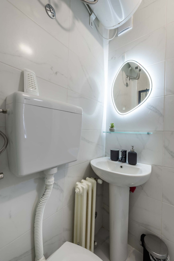 Bathroom 4, Old Town Rooms, Novi Sad
