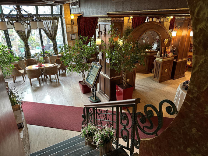 Public Area 3, Dinasty Hotel, Tiranës