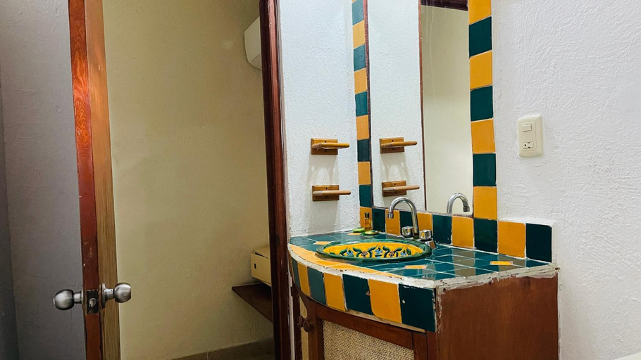 Bathroom 3, ホテルB&B - 5番街, Cozumel
