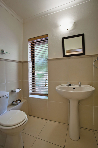 Bathroom 3, NO66 Sandton Lodge, City of Johannesburg