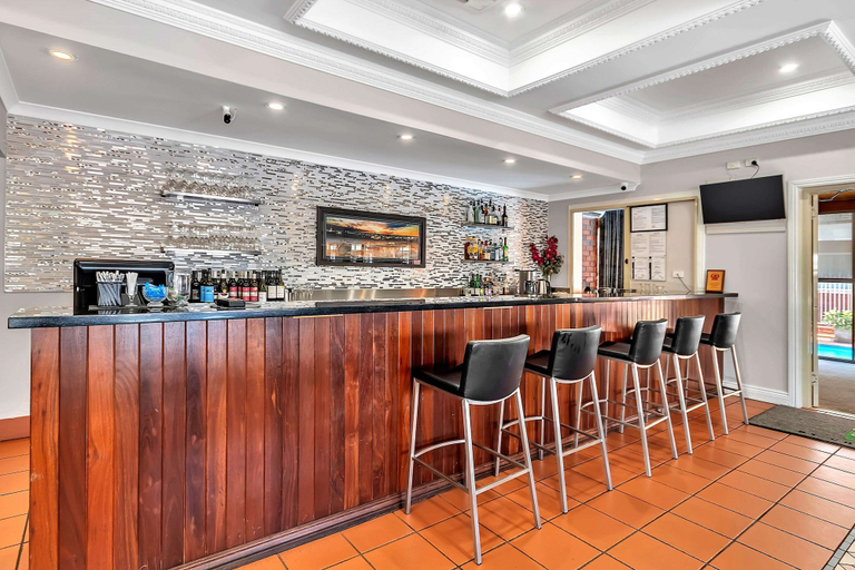 Food & Drinks 5, Quality Inn Railway, Kalgoorlie-Boulder