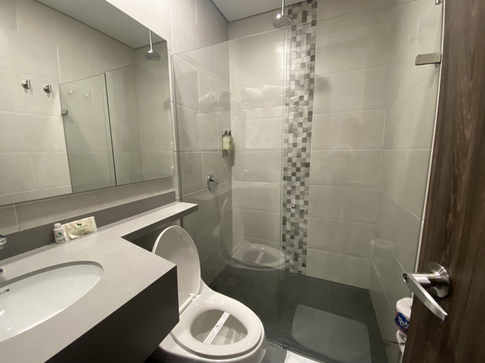 Bathroom 4, EcoHub Hotel Medellin, Medellín