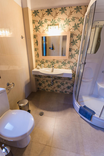 Bathroom 5, Ilaeira Mountain Resort, Peloponnese