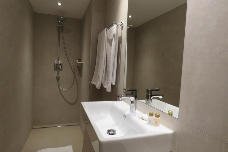Bathroom 3, Hotel Zur Traube, Bernkastel-Wittlich