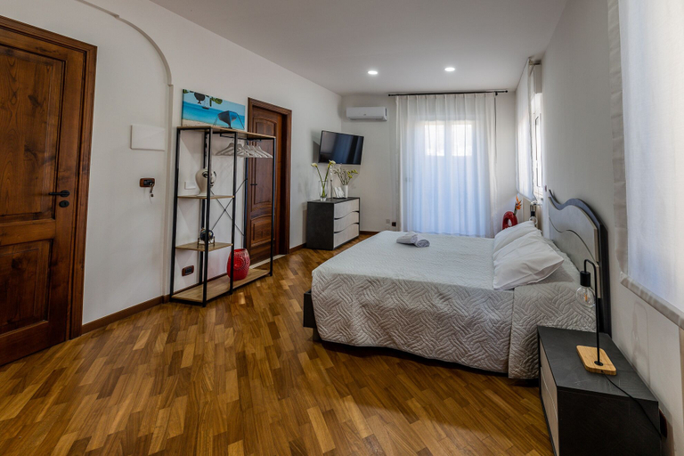 Bedroom 4, I Barcaioli, Messina