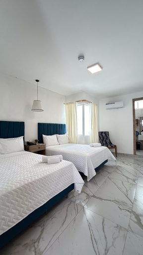 Bedroom 2, Hotel Presidente Beach Playas, Playas