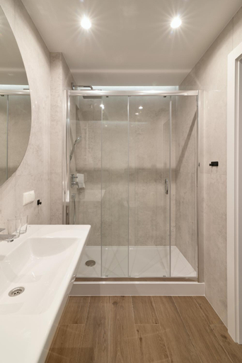 Bathroom 4, Hotel Renesans, Zamość
